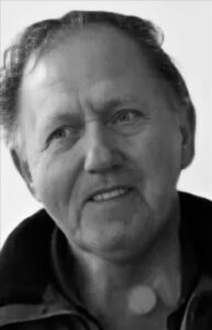 Robert L. Darnell